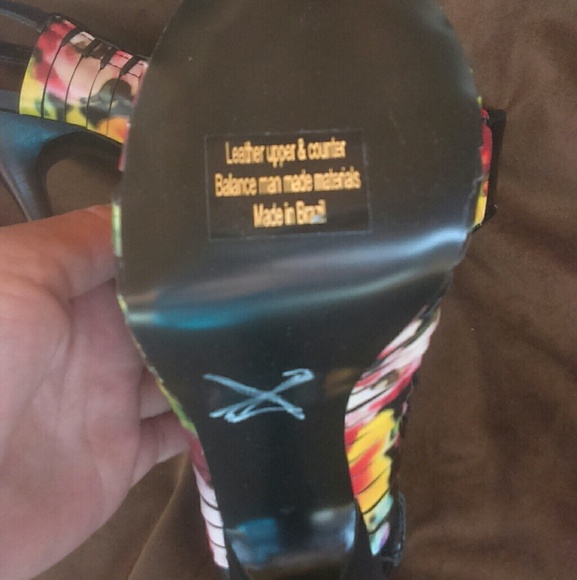 Report Signature Multi Color heels - Picture 6 of 6